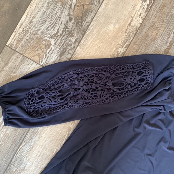 Navy 3/4 Sleeve Top - Picture 3 of 8